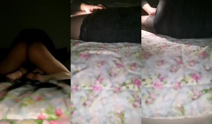 最新超强母子乱伦趁巨乳妈妈醉酒 好好玩弄 附聊天记录偷拍照，非常刺激，大神一镜到底拍了1个多小时
