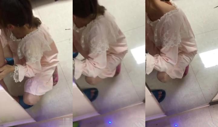 ️【母子乱伦】好多人跪求，海角13万粉丝，被封大神【真实妈妈的路程】绝版钻石贴，每部都很真实精彩