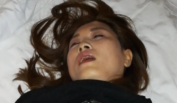 【重磅推荐】收藏记录猥琐男玩弄十位高颜值美女，各种摆弄玩逼啪啪应有尽有