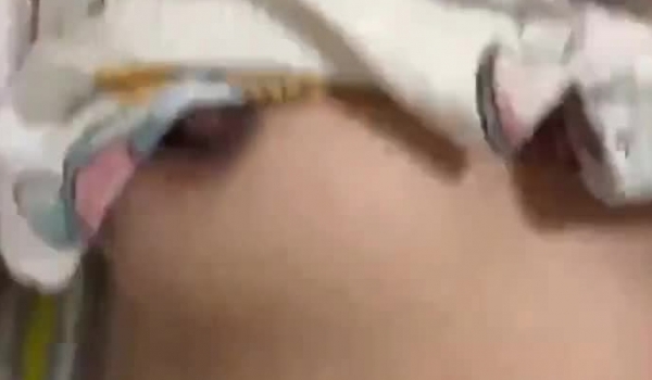 【乱伦史上封神之作 ️我和妈妈】真实乱伦 ️真实母子乱伦22分刺激视频流出 调教+对白+中出 让