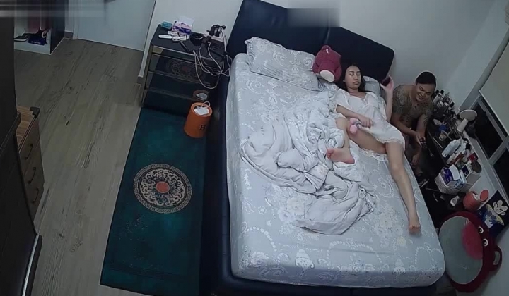 【精品TP】家庭网络破解摄像头 ️偷窥记录颜值天花板美女与男友日常在家喷血画面（完结篇）