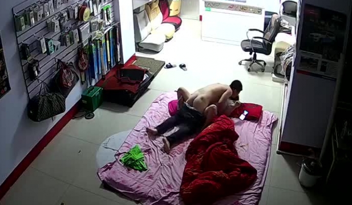 【极品稀缺 ️破解家庭摄像头】超精彩未发布甄选 ️各种类型夫妻性爱 ️不同场景不同体位展现不同技