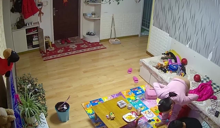 【极品稀缺 ️破解家庭摄像头】超精彩未发布甄选 ️各种类型夫妻性爱 ️不同场景不同体位展现不同技