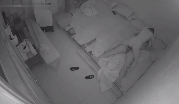 黑客破解摄像头监控偷拍家庭各种夫妻啪啪啪