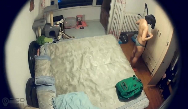 【360水滴居家系列无水印】-稀缺家庭摄像头偷窥第十一部-换衣啪啪各种裸体记录贵在真实720P