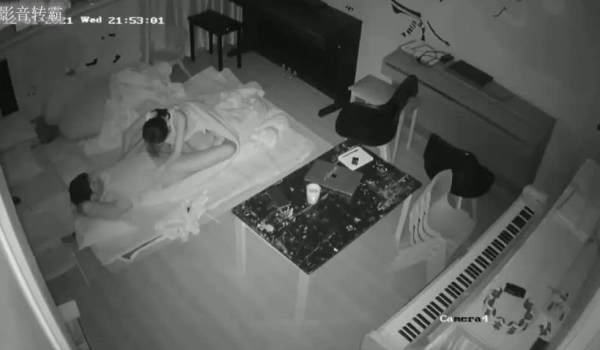十一月最新流出黑客 破解家庭网络摄像头偷拍各种夫妻啪啪啪