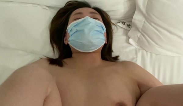 迷奸单位刚离婚的少妇，第二弹 捆绑 翻眼 玩尿道 后入爽歪歪29V 100P，后入的时候有点醒
