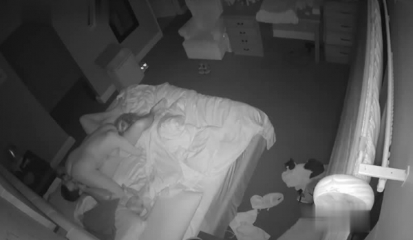 最新流出黑客【破解家庭摄像头】偷拍夫妻啪啪5及单女单男外泄合集