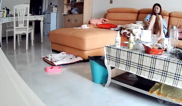 【360水滴居家系列无水印】-稀缺家庭摄像头偷窥第十五部-换衣啪啪各种裸体记录贵在真实720P