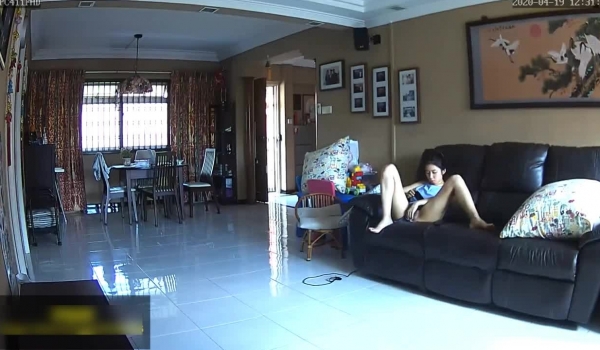 【极品盗摄 ️破解家庭摄像头】夫妻偷情啪啪性爱甄选 良家少妇的女上位真是疯狂 最真实的夜幕下疯狂 高清720P版