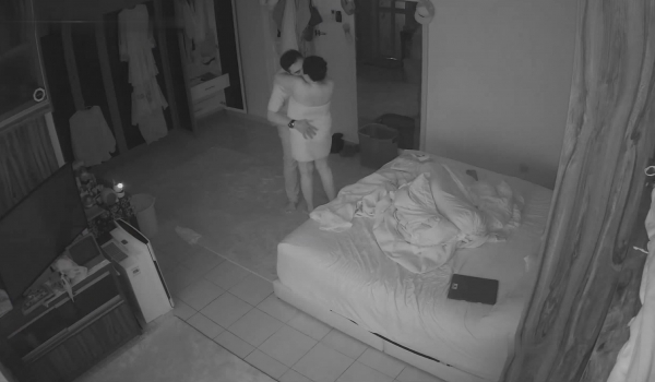 十二月最新流出黑客破解家庭网络摄像头偷拍 情侣夫妻啪啪啪合集
