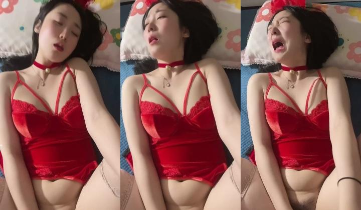 【反差婊子】，江苏良家小娇妻，【苗芳芳】，幸福的一对小夫妻，老公艳福不浅，时尚都市丽人