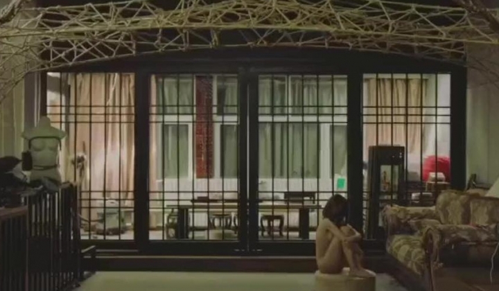 推特调教大佬，【Crazy-CrazyBDSM】，热爱绳艺，作品都很猛，好多雪地露出的户外多人，