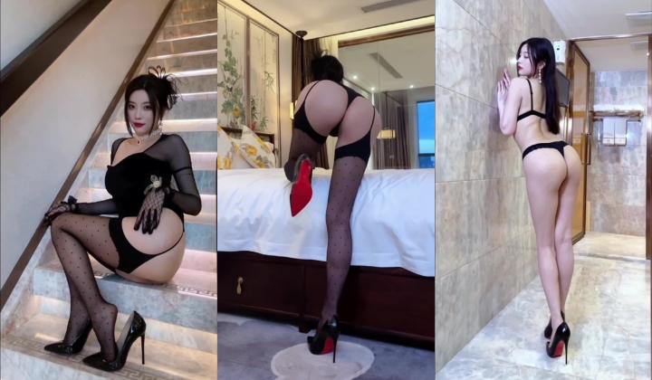 【秀人女神 ️超美高端】超人气女神『杨晨晨』最新微信打赏私拍 极品女神高跟黑丝超魅惑 翘美臀静待后入 高清2K蓝光原画