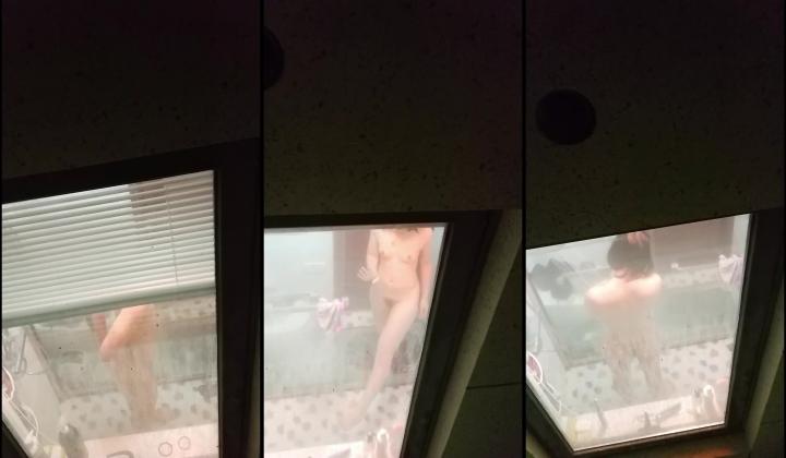 买了部华为P40手机偷拍对面楼浴室忘拉窗帘的美女洗澡这么好身材很好奇妹子是干啥职业的