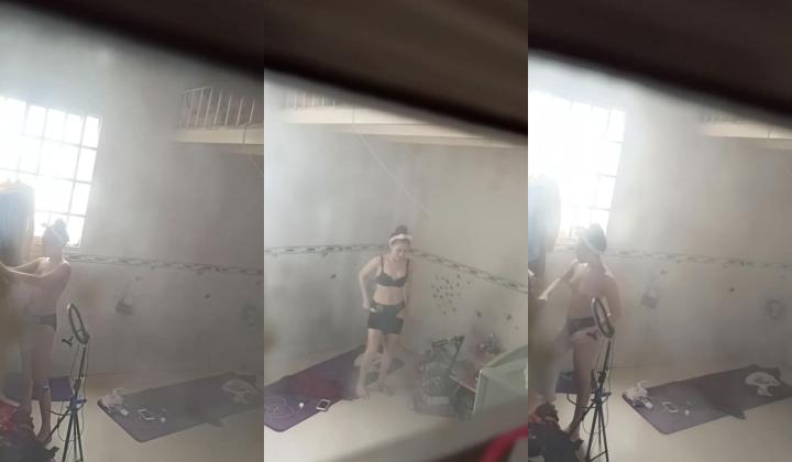 偷拍大神洗澡偷拍II学生宿舍寝室浴室70V精选集锦火热泄露