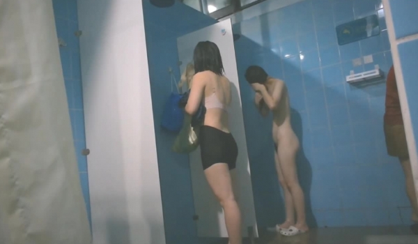 【稀缺浴室】TP某水上乐园温泉会所各种美女浴室换衣洗澡