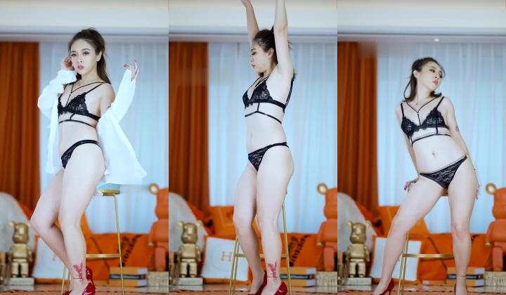 神似内地女演员牛莉，新维拉舞团顶流白肤性感御姐Annie加密特，露逼夸张情趣劲曲艳舞挑逗，炸裂