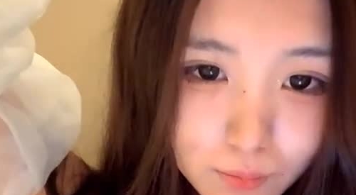 【丝袜腿控福利】微博夏鸽鸽极品黑丝眼镜爆乳长腿 小公主直播美足发骚视图福利合集