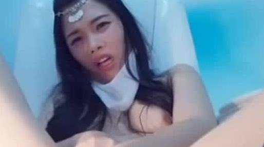 一坊美女主播狐媚 自慰棒大力插穴大秀 叫的骚 表情淫荡
