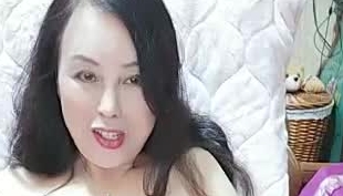 老逼败火很是骚情少妇 一多露脸自慰大秀 奶子大插穴很骚