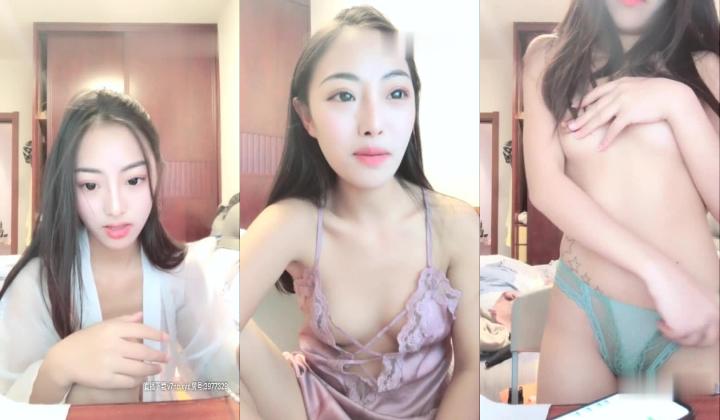 绿播下海极品气质御姐【紫霞仙子】 爱笑美少女，大黑牛跳蛋震动清纯粉穴，下面被肿了，赶紧去浴室洗逼