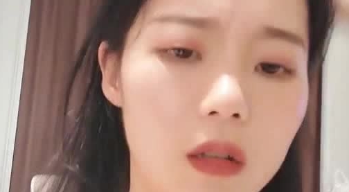 颜值不错清纯嫩妹直播大秀 身材很苗条激情大秀
