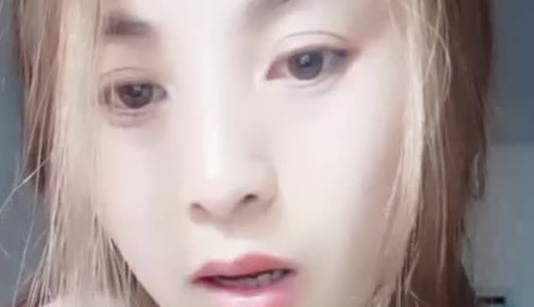 漂亮韵味美御姐主播收费直播大秀 避孕套戴在手指上 自慰插穴 很是诱人