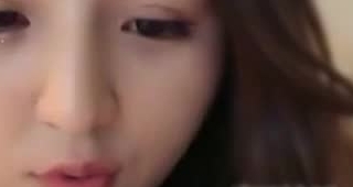 门票挺贵的高颜值网红小美女有点婴儿肥阴毛性感与弯鸡巴炮友啪啪啪直播嗲叫声像个女优对白精彩