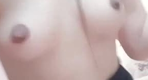 身材不错很骚的美女主播呆萌萝莉 一多男女啪啪大秀 先口后啪 各种姿势操一遍很是淫荡