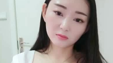 颜值不错漂亮美女主播收费直播秀 自慰插穴 喜欢别错过