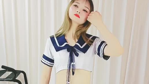 寂寞少妇柔情似水丝袜制服诱惑，全程露脸伺候小哥大秀啪啪，口技一流舔菊花好刺激，配合小哥各种抽插爆