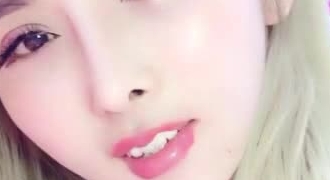 超嫩爆乳白嫩肌肤金毛美女学生直播秀大奶 呻吟声给力万分 长得太美不撸不痛快