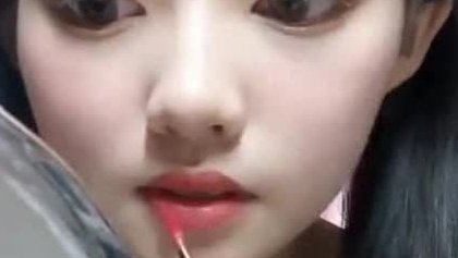 清纯漂亮小嫩妹想要爸爸抱收费直播秀 身材苗条 自慰插穴