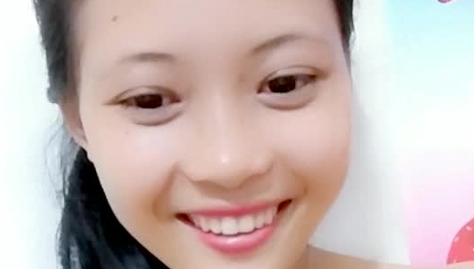 颜值不错美女主播收费自慰大秀 身材很丰满 激情自慰