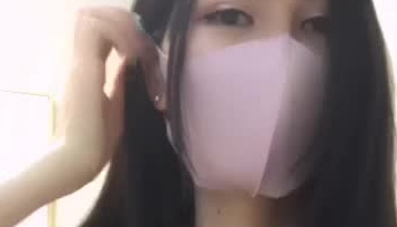 清纯小嫩妹 身材很是高挑 收费一多大秀 洗澡自慰
