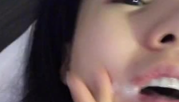 骚话特别多非常淫荡少妇第四部 牛奶湿身诱惑乳夹跳蛋塞逼逼自慰