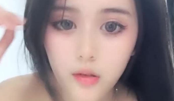 极品女神美女主播 收费大秀 天使面孔魔鬼身材 激情大秀