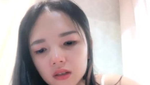 漂亮美女骚穴十三姨 激情自慰大秀 站着激情自慰
