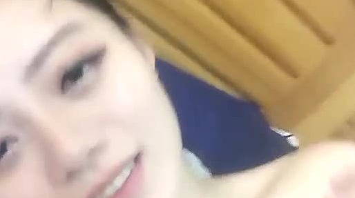 巨乳女主播和大JB炮友直播啪啪 操的妹子大叫 我还没高潮 你怎么就射了