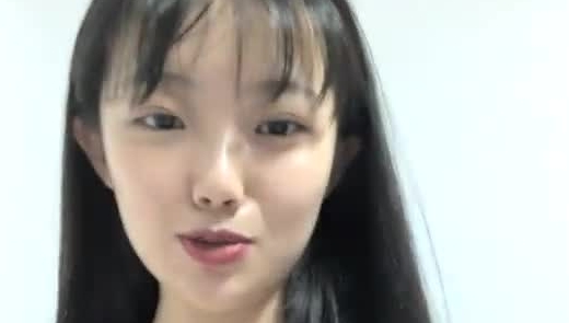 蜜桃成熟啦长发萌妹子露奶道具自慰，脱光掰穴跳蛋震动大号假屌深插，性感屁股上位骑坐高潮呻吟