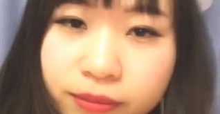 年轻漂亮嫩妹小熊软糖r0125一多自慰大秀 身材苗条 揉穴肛塞插菊花很是诱人
