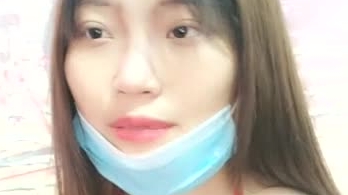 身材苗条漂亮美女主播胸娇俏秘书 一多男女啪啪大秀 姿势用不少很是淫荡