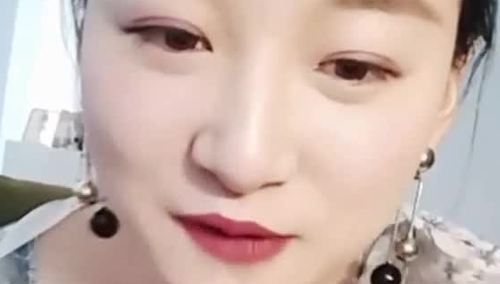 多才多艺的御姐女神会拉二胡拉的那首神话真动人演奏几首之后开始大秀姐姐的性道具真多逼逼肥美水又多国