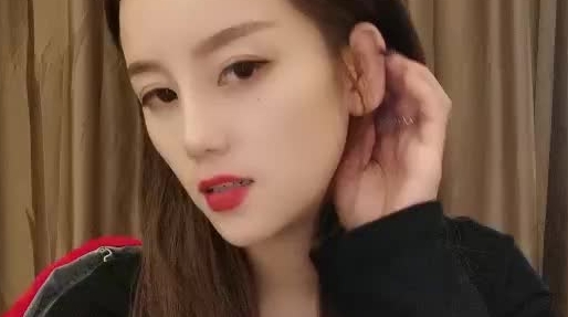 颜值不错御姐美女 激情自慰插穴大秀