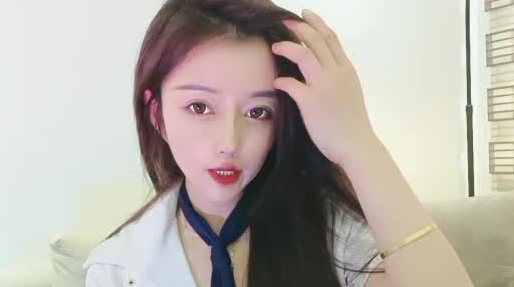 勾人魂魄--一级模特儿，美人计一波接一波，倒在她裙子下的男人肯定不计其数，这美色、自慰大秀娇喘 