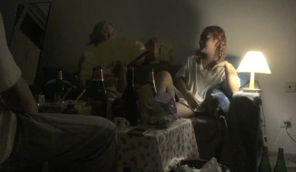 泡良最佳教程 完整版未流出【666绿帽白嫖良家】高颜值女神 花言巧语骗妹子脱下衣服，极品美乳好身