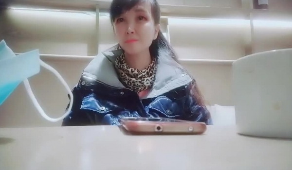 【良家故事】，泡良最佳教程，长沙的护士，被激发出来了性欲，想来两个男人一起操他