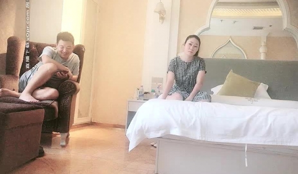 新晋能说会道的探花约炮达人【太子探花】首操拉个良家少妇下海先干一炮 69互舔 饥渴少妇性瘾强