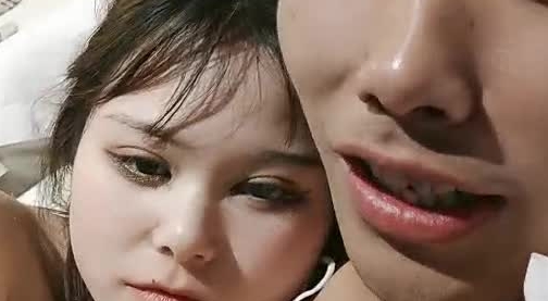 黑哥酒店约良家小少妇来偷情，乳头还纷纷的小馒头屄挺紧，一根手指插进去都费劲，水多插得淫叫不止